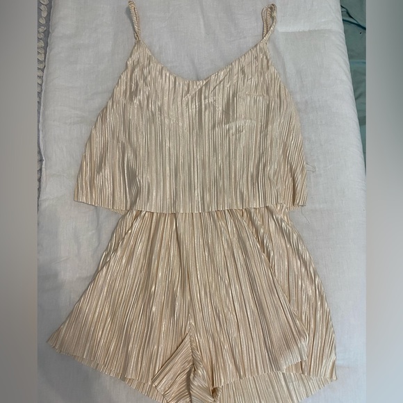 Cream Ribbed Romper - Picture 1 of 1